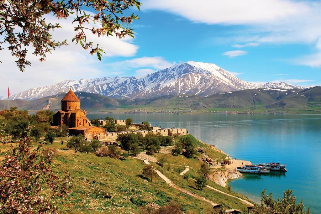 5 Days Van Discovery Tour